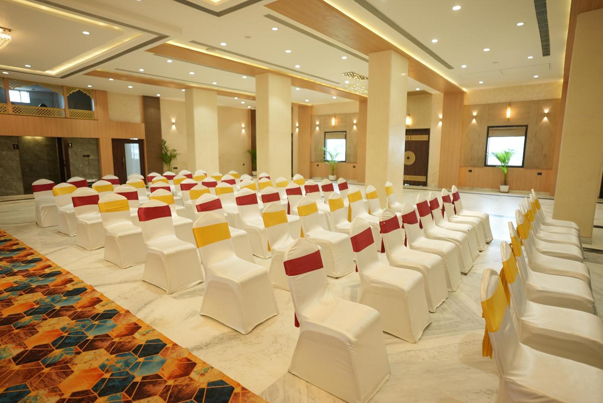 Palak Palace Hotels And Resort Bhopal Ngoại thất bức ảnh
