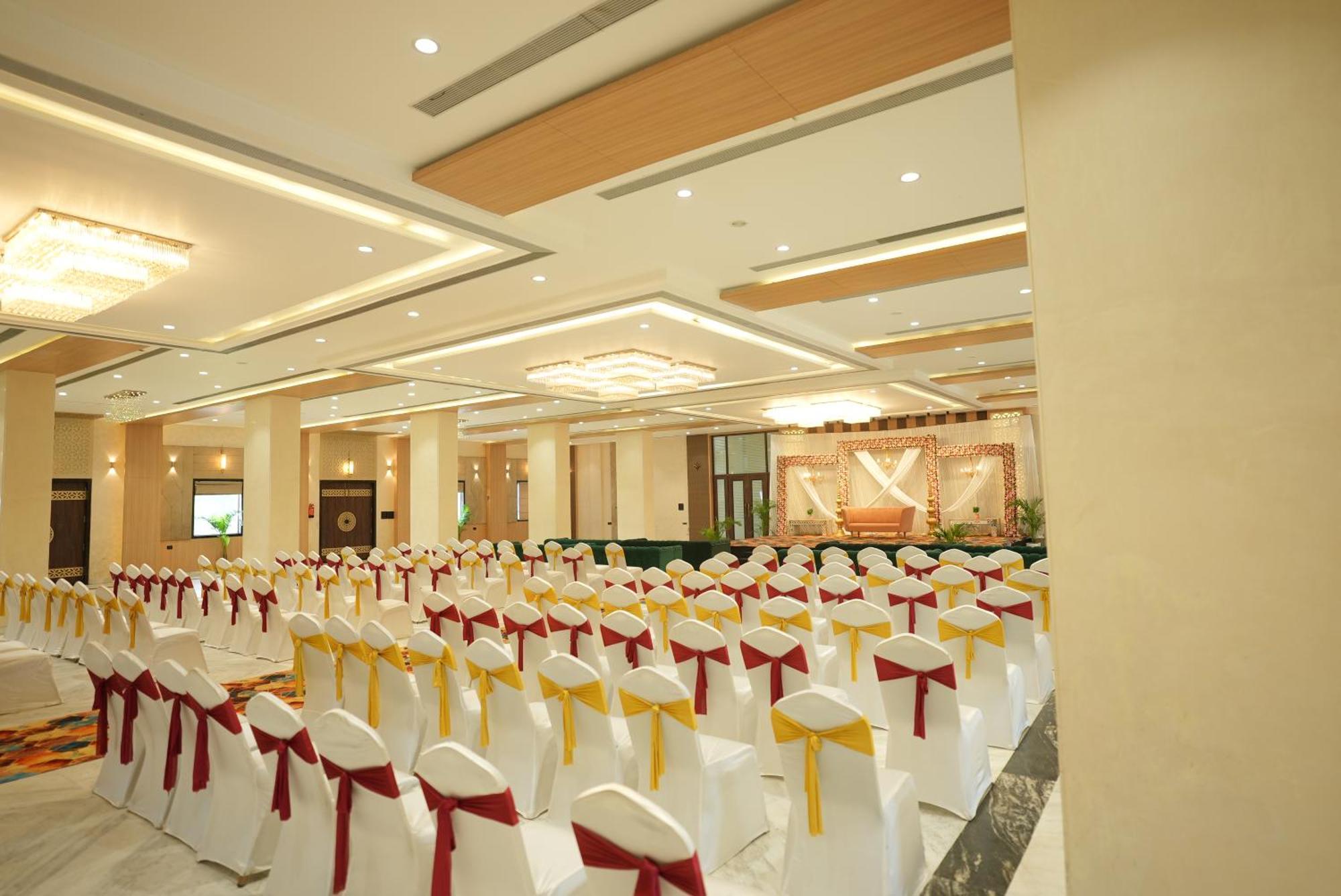 Palak Palace Hotels And Resort Bhopal Ngoại thất bức ảnh