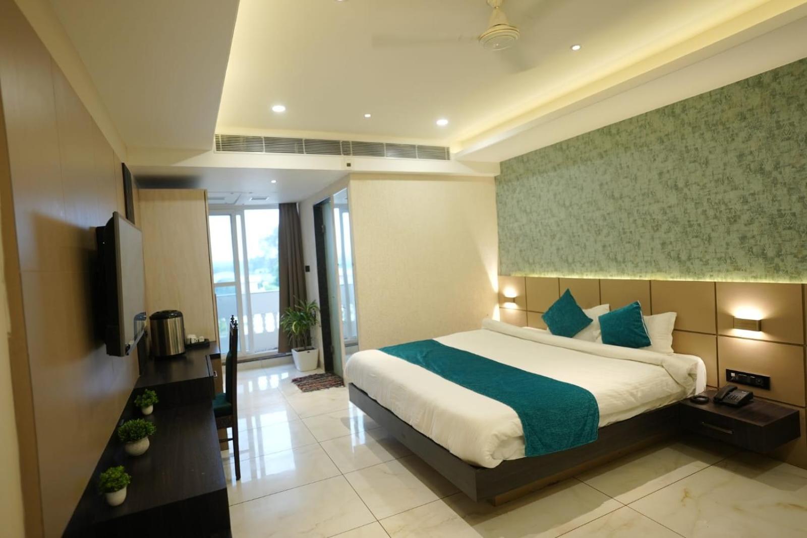Palak Palace Hotels And Resort Bhopal Ngoại thất bức ảnh
